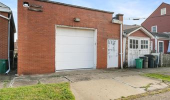 1194 Merchant St, Ambridge, PA 15003