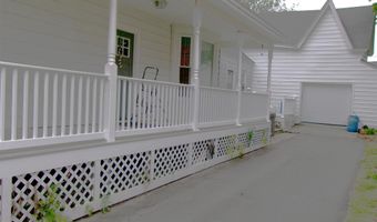 121 Summer St, Auburn, ME 04210