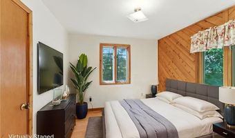 130 S Niantic Dr, Charlestown, RI 02813