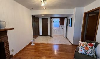 404 N 14th St, Atchison, KS 66002