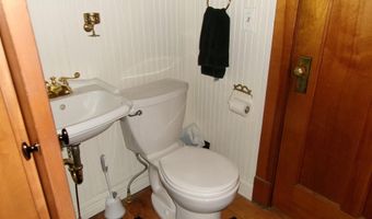 909 Poplar St, Atlantic, IA 50022