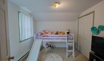 235 E Saint Clair St, Almont, MI 48003