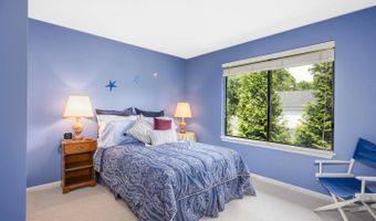 38 GREAT PINES Ct, Rockville, MD 20850