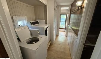 424 Center St, Alma, MI 48801