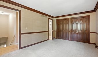 483 Concord Downs Ln, Aurora, OH 44202