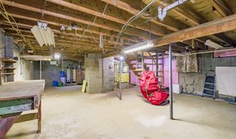 221 Lincolnville Ave, Belfast, ME 04915