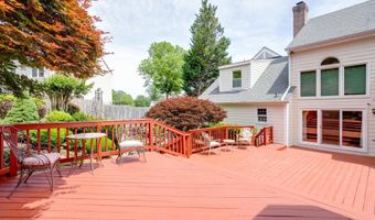4918 SUNSET Ln, Annandale, VA 22003
