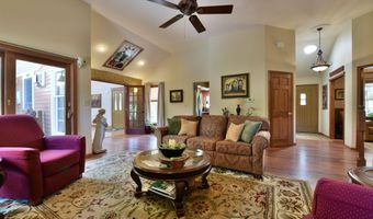 625 McKay Rd, Amsterdam, NY 12010