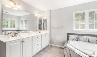 417 Virginia Ave, Bayville, NJ 08721