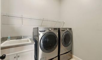 5405 R MERRITT ISLAND Dr, Apollo Beach, FL 33572