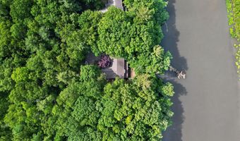 1286 Bridge Rd, Allegan, MI 49010