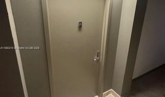3400 NE 192nd St 811, Aventura, FL 33180
