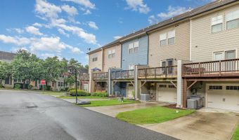 1405 Town Home Dr, Apex, NC 27502