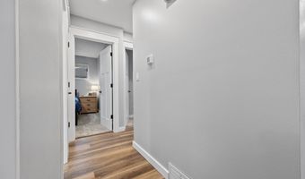 108 12th Ave SW, Altoona, IA 50009