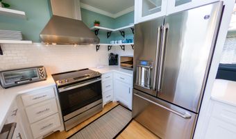 109 Island Quay Ct, Atlantic Beach, NC 28512