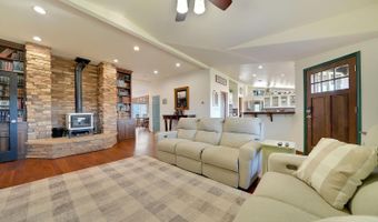 1560 Pinto Dr, Angels Camp, CA 95222