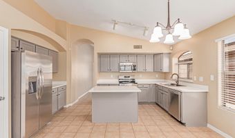 12821 W HOLLY St, Avondale, AZ 85392