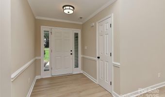 3325 Arboretum Vw, Charlotte, NC 28226