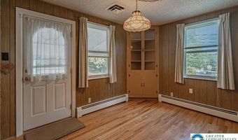 230 College Dr, Allentown, PA 18104