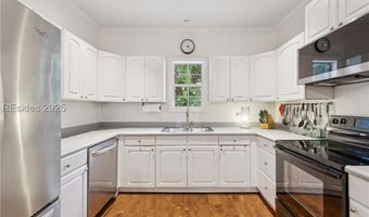 15 Palmetto Beach Dr, Bluffton, SC 29910