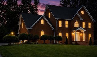 2832 Kensington St, Athens, TN 37303