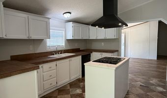 226 Massey St, Adamsville, TN 38310