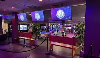 2 CHAMONIX Dr 213, Alloway, NJ 07462