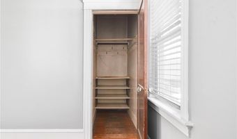 130 Wollaston St, Cranston, RI 02910