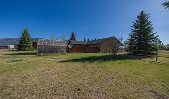 29 Mountain Dr, Cody, WY 82414
