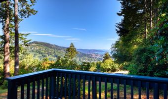 97639 MARINA HEIGHTS Loop, Brookings, OR 97415