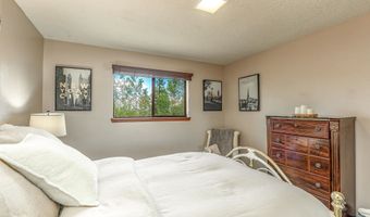 17 Lakeview Cir, Angel Fire, NM 87710