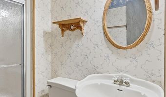 8526 SE 70th Ter, Baxter Springs, KS 66713