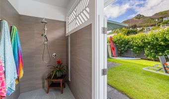 126 Onekea Dr, Kailua, HI 96734