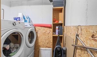 1026 Kehrs Mill Rd 4, Ballwin, MO 63011