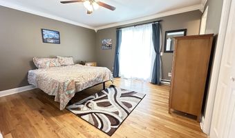 42 Taagan Point Rd, Danbury, CT 06811