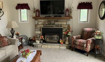 186 Elmwood Dr, Albrightsville, PA 18210