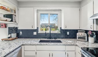 2490 SE Ermine St, Albany, OR 97322