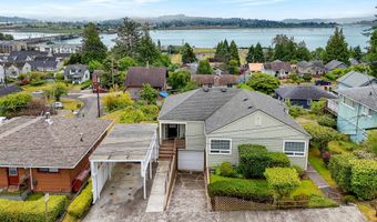 15 AUBURN Ave, Astoria, OR 97103