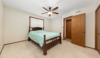11538 S Leamington Ave, Alsip, IL 60803