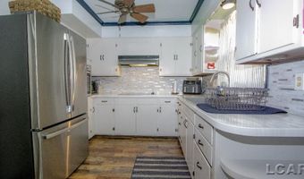 715 Alexander Dr, Adrian, MI 49221
