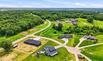 2985 127th Dr, Amana, IA 52203