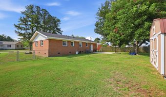 4114 Edgewood Dr, Ayden, NC 28513