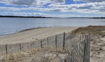 88 Rope Walk Rd, Bourne, MA 02532