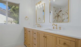 29644 Kimberly Dr, Agoura Hills, CA 91301
