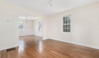 6 LARKSPUR Rd, Warwick, RI 02886