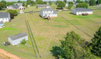 215 Upland View Dr, Boiling Springs, SC 29316