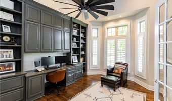 904 NW Oxford Gate, Bentonville, AR 72712