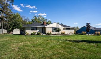 713 17th Ave SW, Altoona, IA 50009
