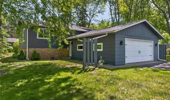 1802 Oak Knoll Dr NE, Alexandria, MN 56308