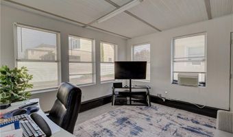 82 Garland Ave, Cranston, RI 02910